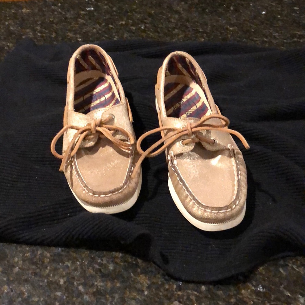 Sperry boat shoes